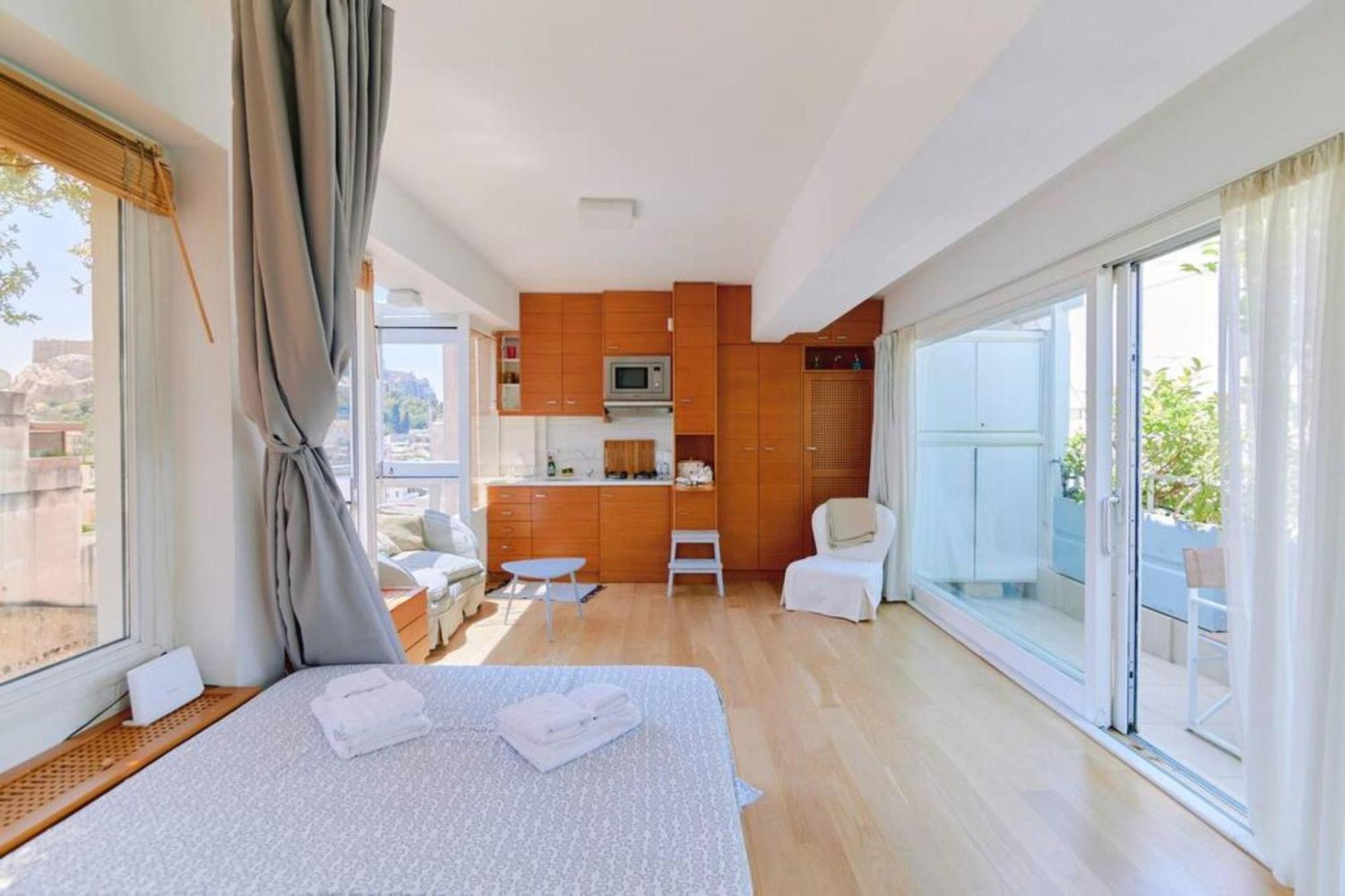 360 View In Roof With Patio Apartment *